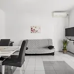 Villa San By Guide *