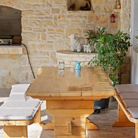 San By Guide * Mratovo