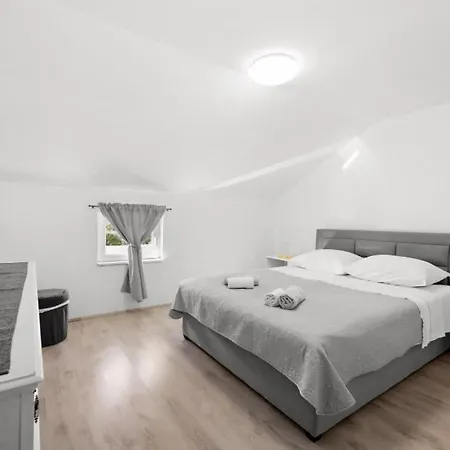 San By Guide * Mratovo