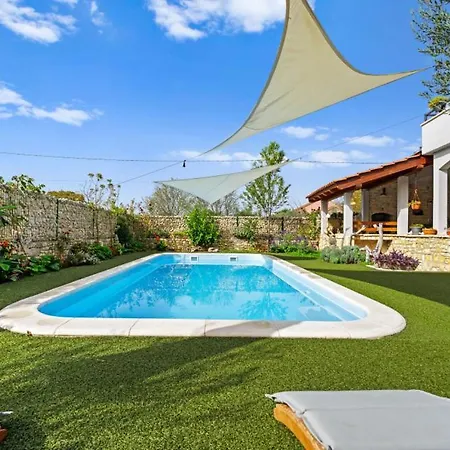 San By Guide Mratovo