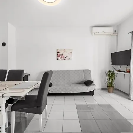 San By Guide * Mratovo