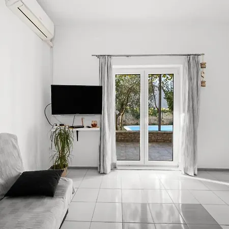 San By Guide Mratovo