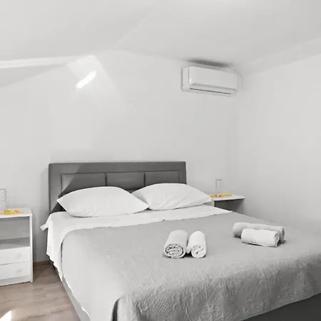 Βίλα San By Guide Mratovo