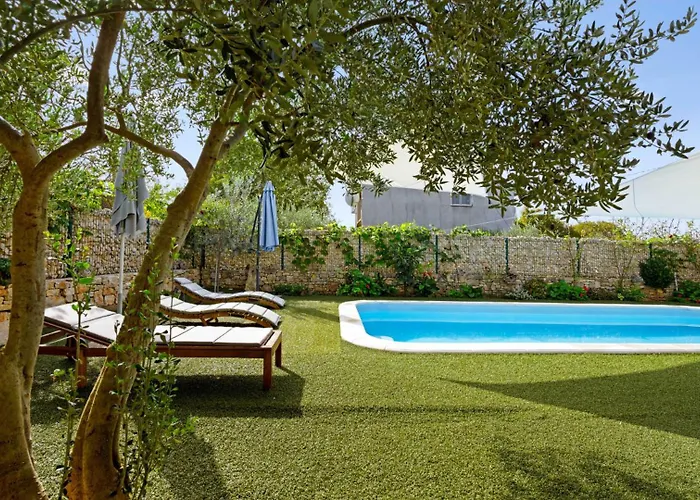 San By Guide Villa Mratovo